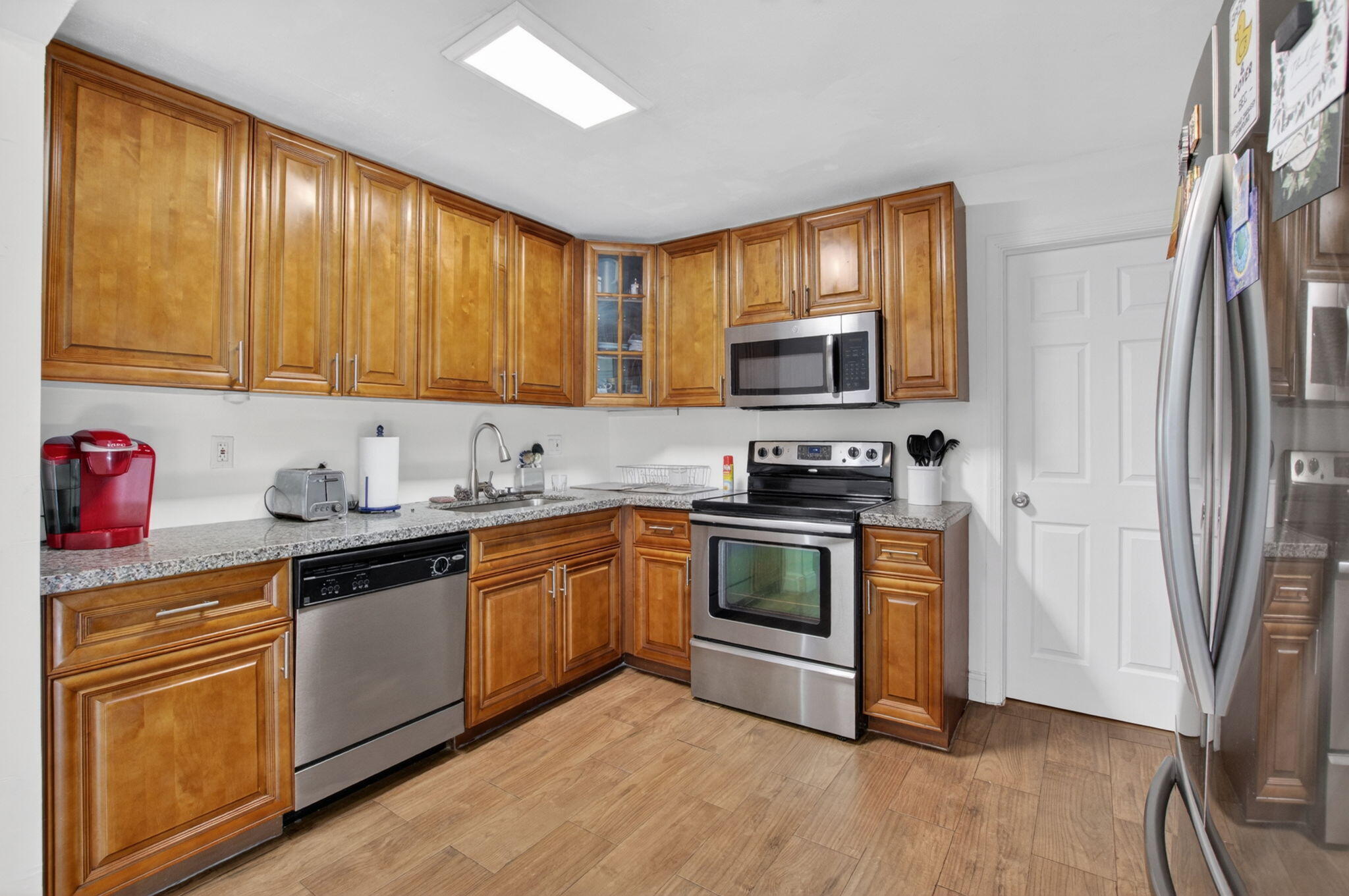9734 Alaska Circle Boca Raton, FL 33434 - Photo 8 of 25 Kitchen