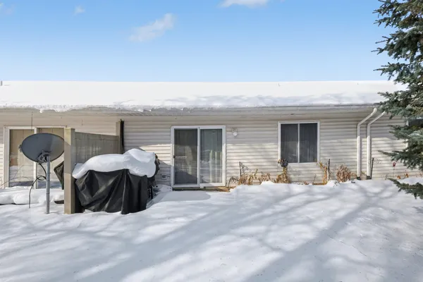 $240,000 | 7132 East Cannon Pl Drive, Rockford, MI 49341