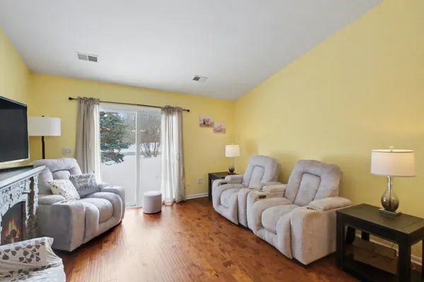 $240,000 | 7132 East Cannon Pl Drive, Rockford, MI 49341