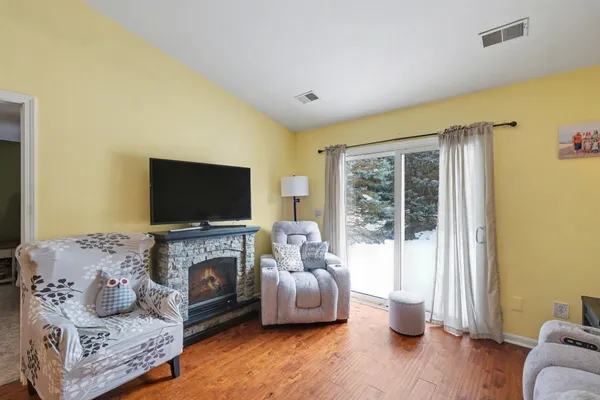 $240,000 | 7132 East Cannon Pl Drive, Rockford, MI 49341