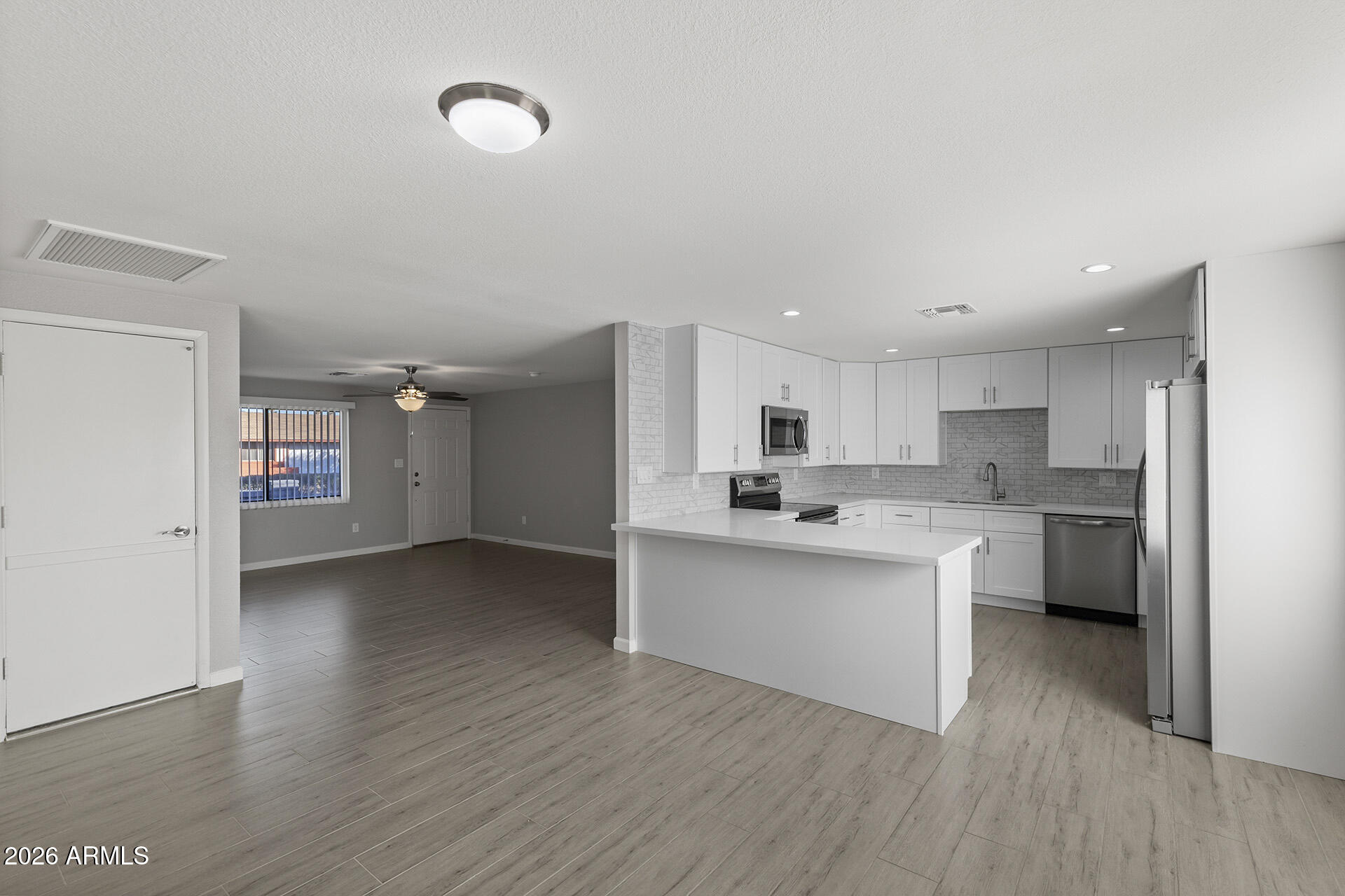 3749 East Pershing Avenue Phoenix, AZ 85032 - Photo 21 of 53 1-14