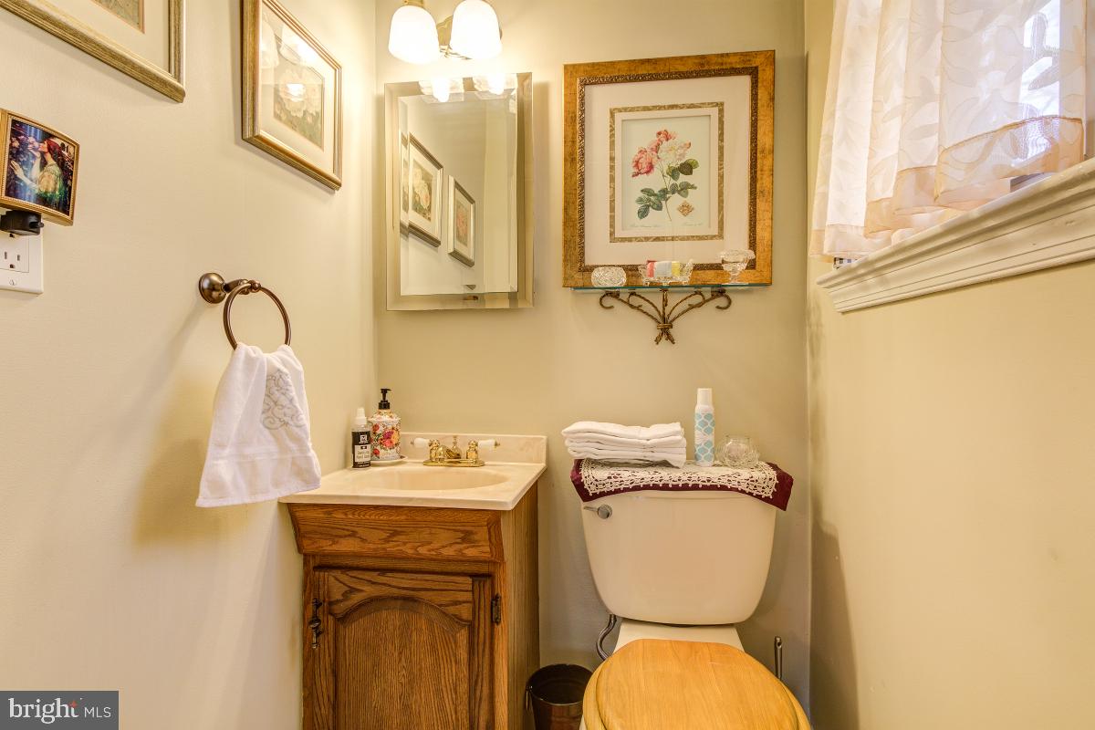 14319 Notley Road Silver Spring, MD 20904 - Photo 8 of 48 Gallery Image 8