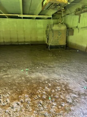 $99,900 | 5456 Highway 111, New Albany, IN 47150