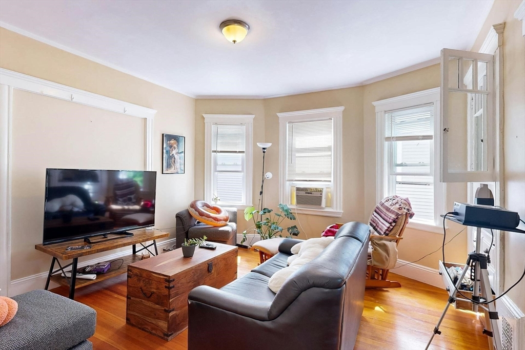 3907 Washington Street Boston, MA 02131 - Photo 4 of 37