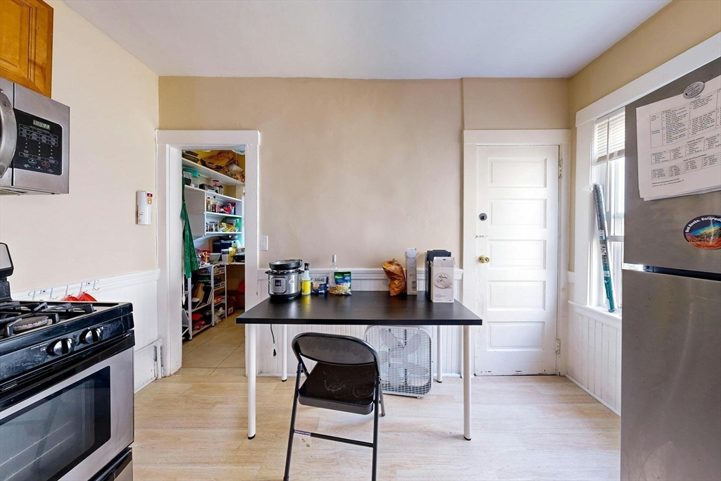 3907 Washington Street Boston, MA 02131 - Photo 6 of 37