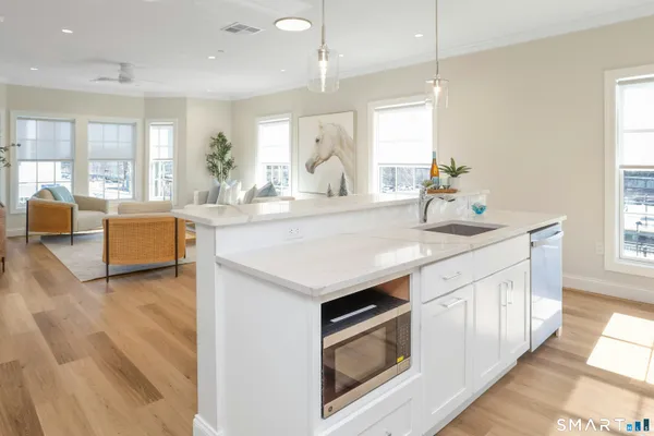 $8,600 | 340 Heights Road, Unit 314, Darien, CT 06820