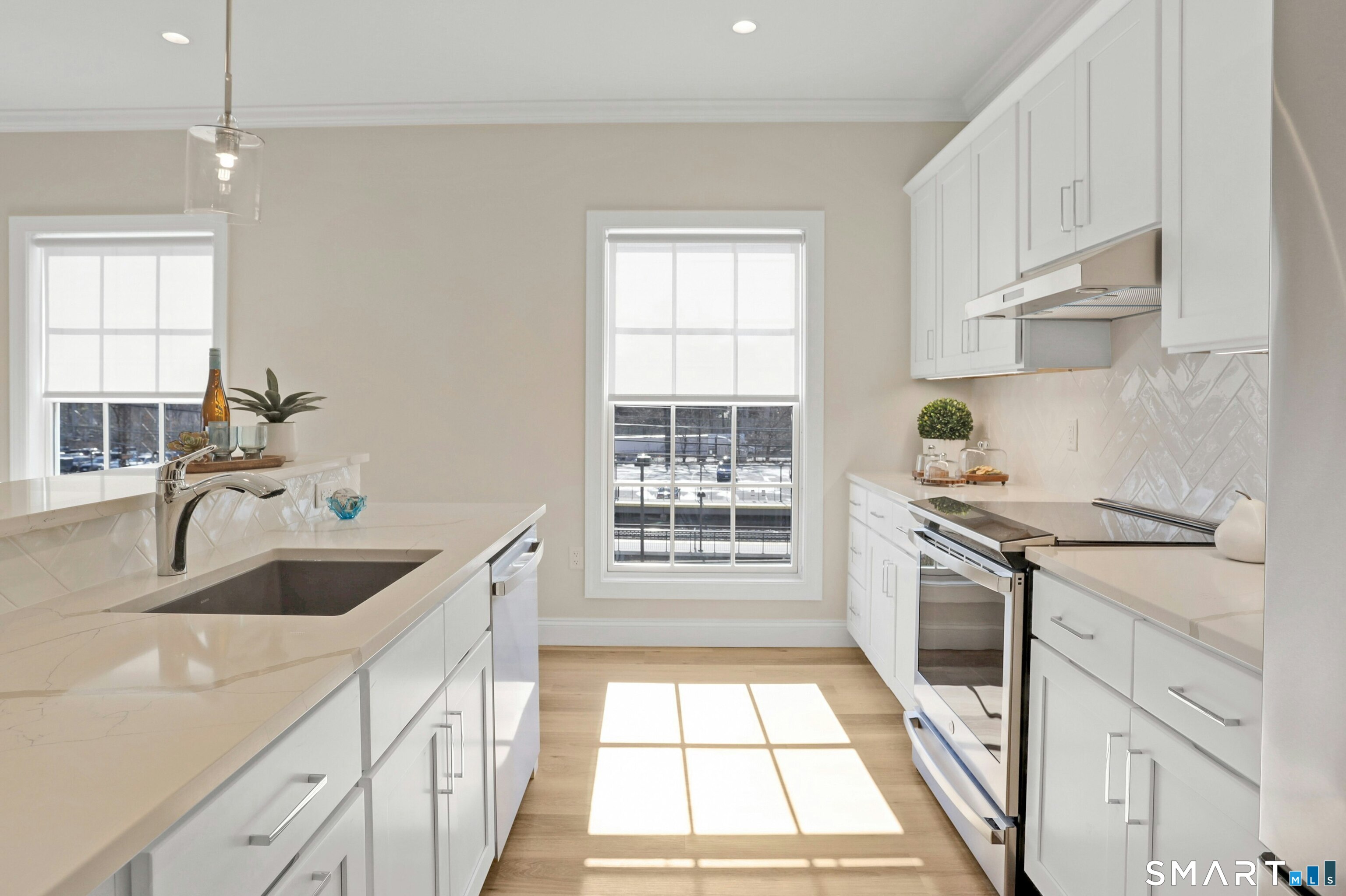 340 Heights Road, Unit 314 Darien, CT 06820 - Photo 5 of 16