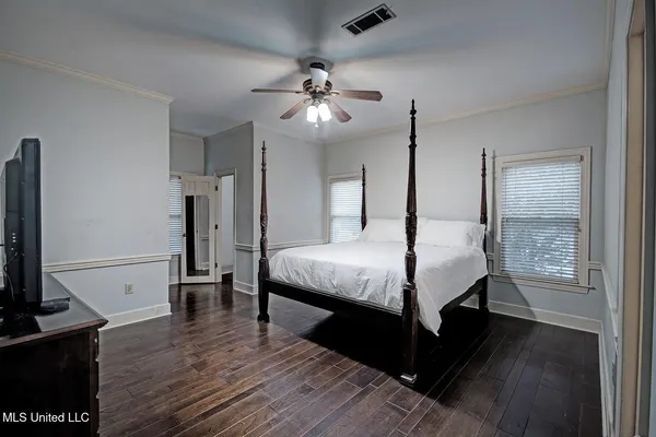 $313,000 | 8 Moss Forest Place, Jackson, MS 39211