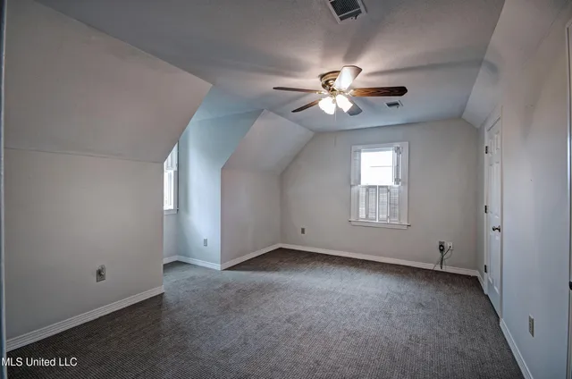 $325,000 | 8 Moss Forest Place, Jackson, MS 39211