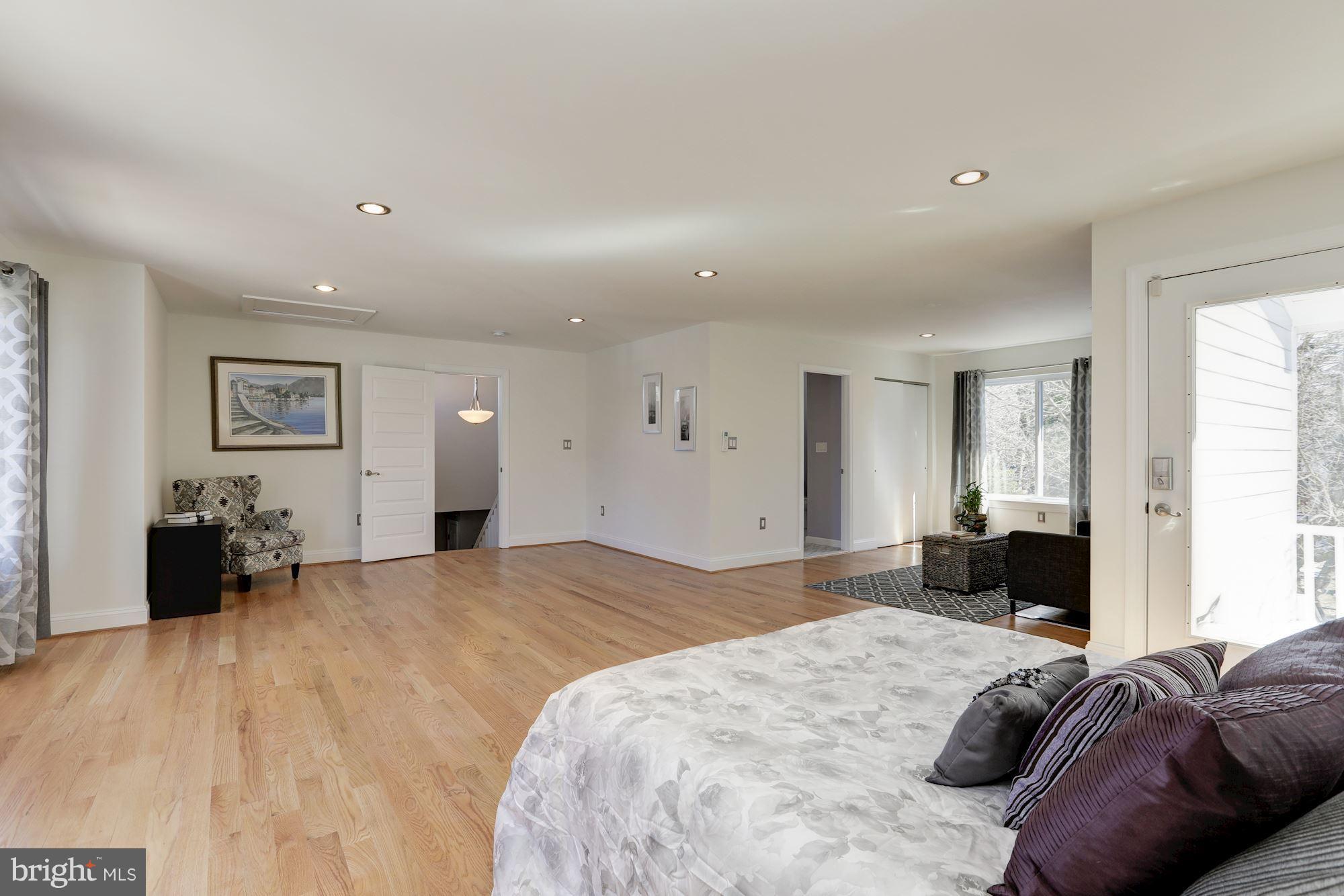 9507 Flower Avenue Silver Spring, MD 20901 - Photo 20 of 29 Bedroom (Master)