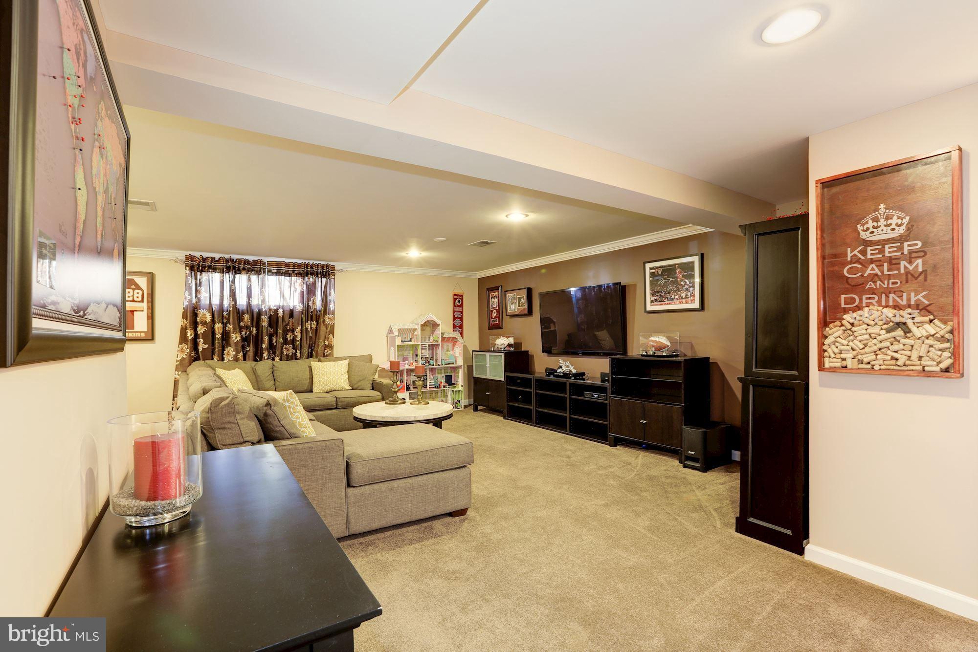 9507 Flower Avenue Silver Spring, MD 20901 - Photo 24 of 29 Family Room