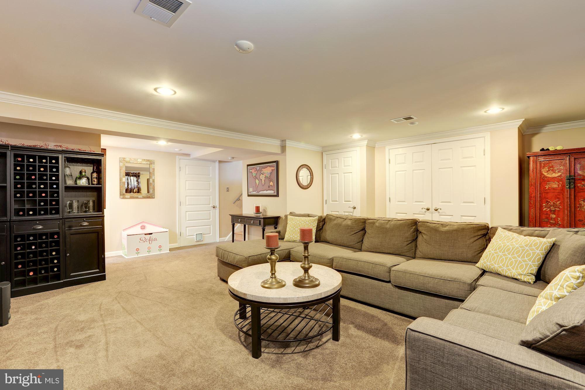 9507 Flower Avenue Silver Spring, MD 20901 - Photo 26 of 29 Family Room