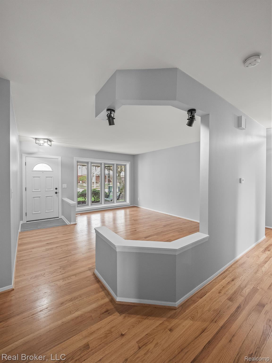 43693 Arlington Road Canton, MI 48187 - Photo 14 of 30 Gallery Image 14