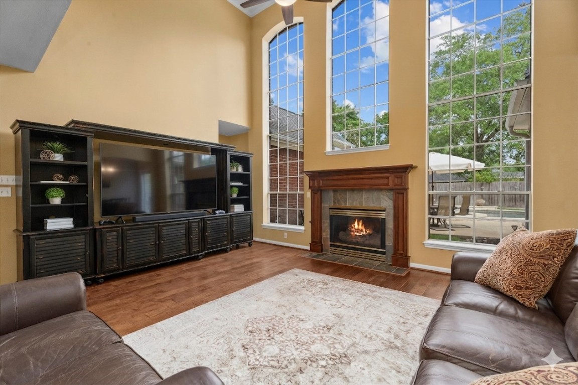 6618 Barronton Drive Spring, TX 77389 - Photo 4 of 41