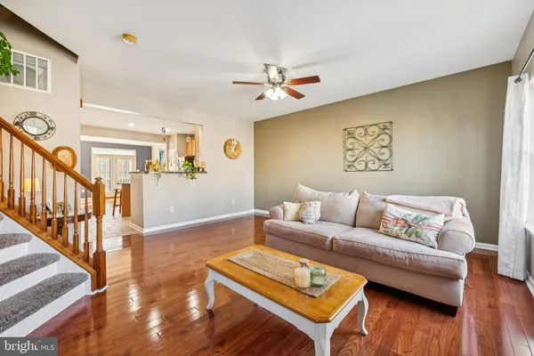 $345,000 | 118 South Avenue, Swedesboro, NJ 08085