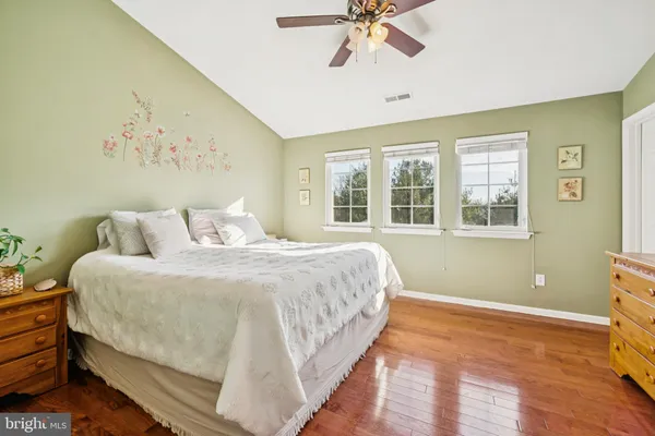 $345,000 | 118 South Avenue, Swedesboro, NJ 08085