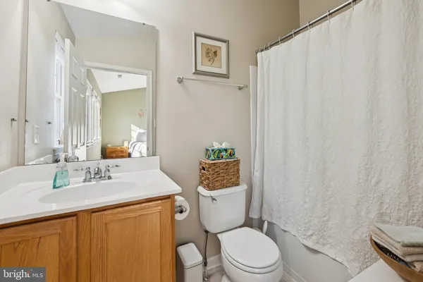 $345,000 | 118 South Avenue, Swedesboro, NJ 08085
