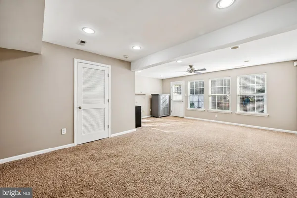$345,000 | 118 South Avenue, Swedesboro, NJ 08085