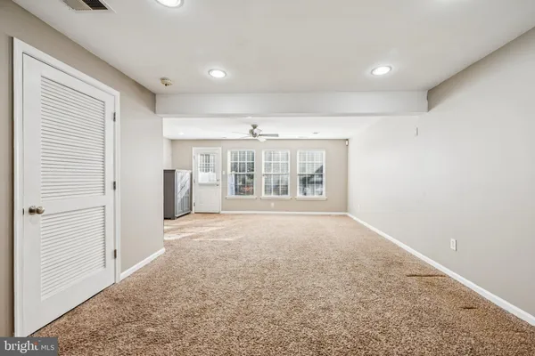 $345,000 | 118 South Avenue, Swedesboro, NJ 08085