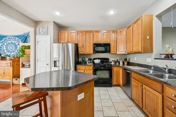 $345,000 | 118 South Avenue, Swedesboro, NJ 08085