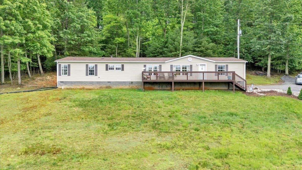 151 Perdue Road Staffordsville, VA 24167 - Photo 2 of 65 Gallery Image 2