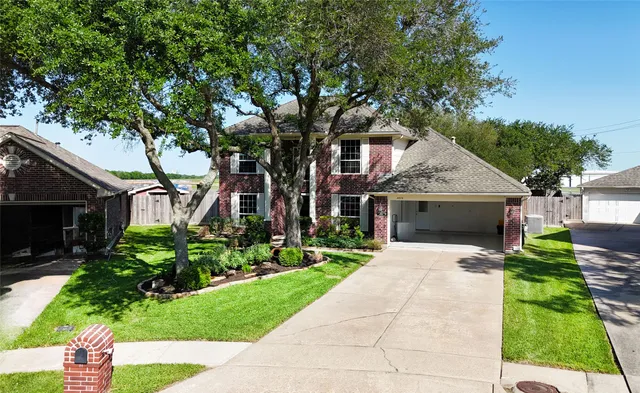 $379,000 | 4826 Glenpark Drive, La Porte, TX 77571