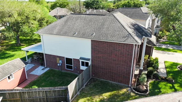 $379,000 | 4826 Glenpark Drive, La Porte, TX 77571