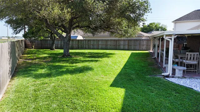 $379,000 | 4826 Glenpark Drive, La Porte, TX 77571