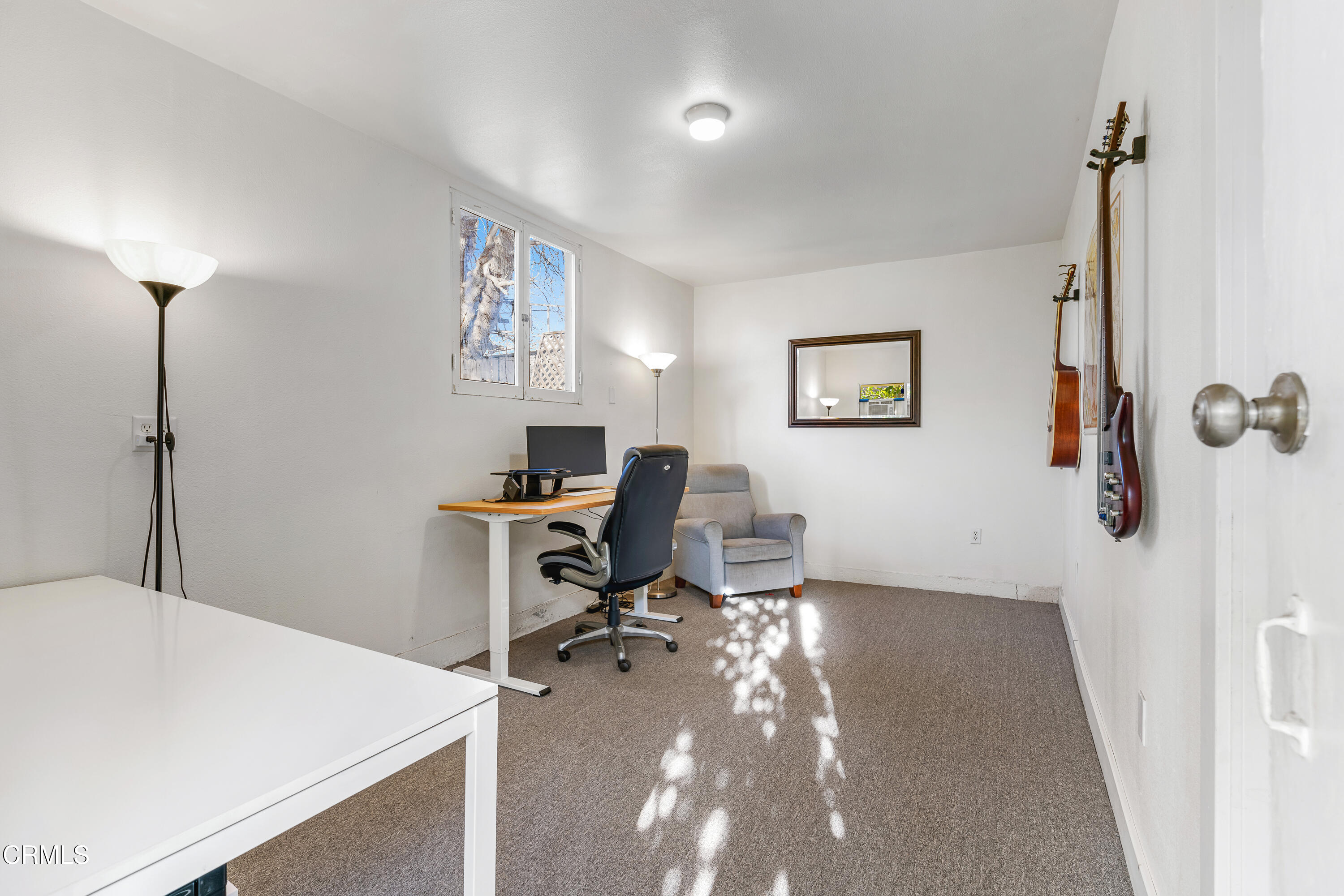 393 Flower Street Pasadena, CA 91104 - Photo 14 of 20 14 - Flower (393)