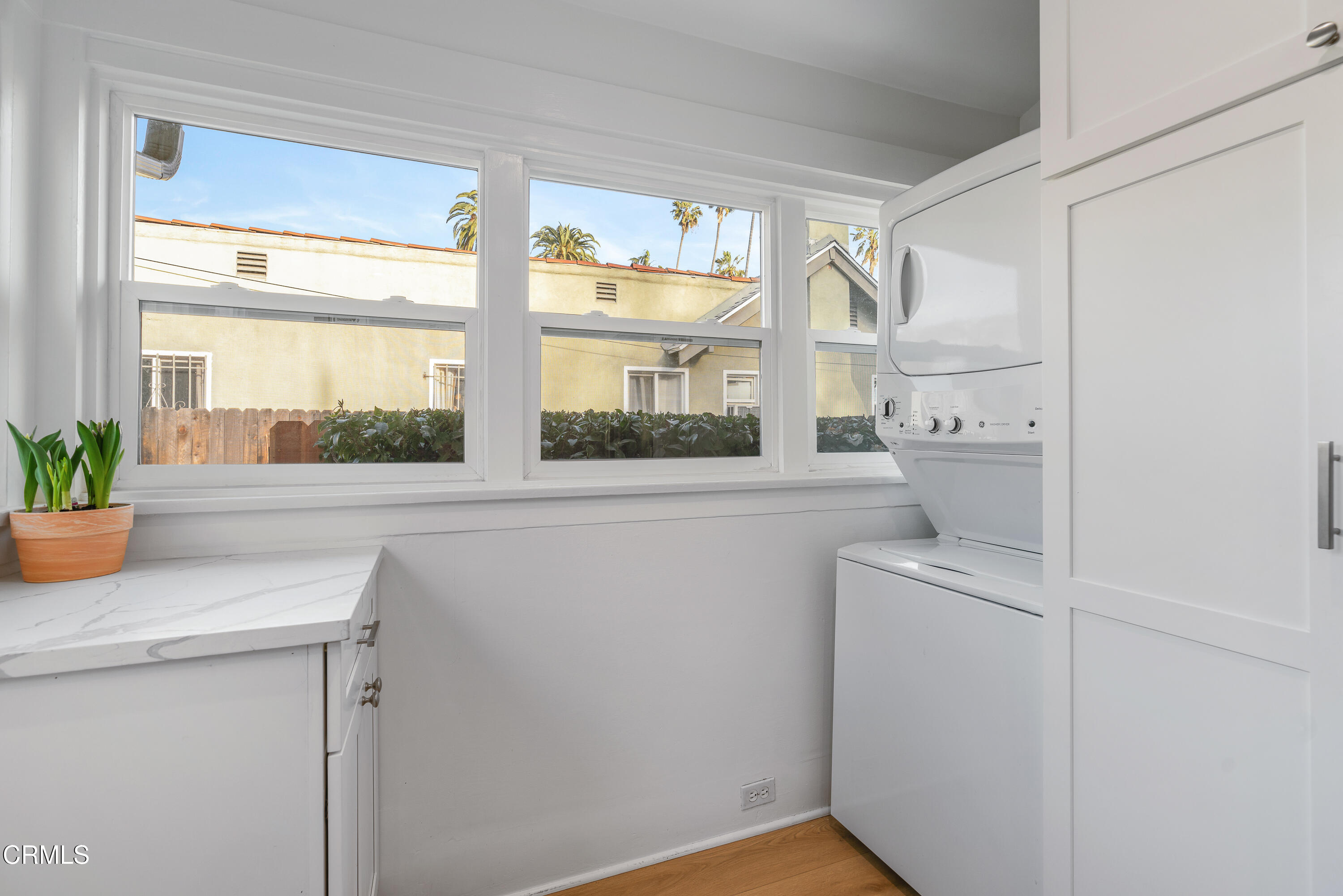 393 Flower Street Pasadena, CA 91104 - Photo 15 of 20 15 - Flower (393)