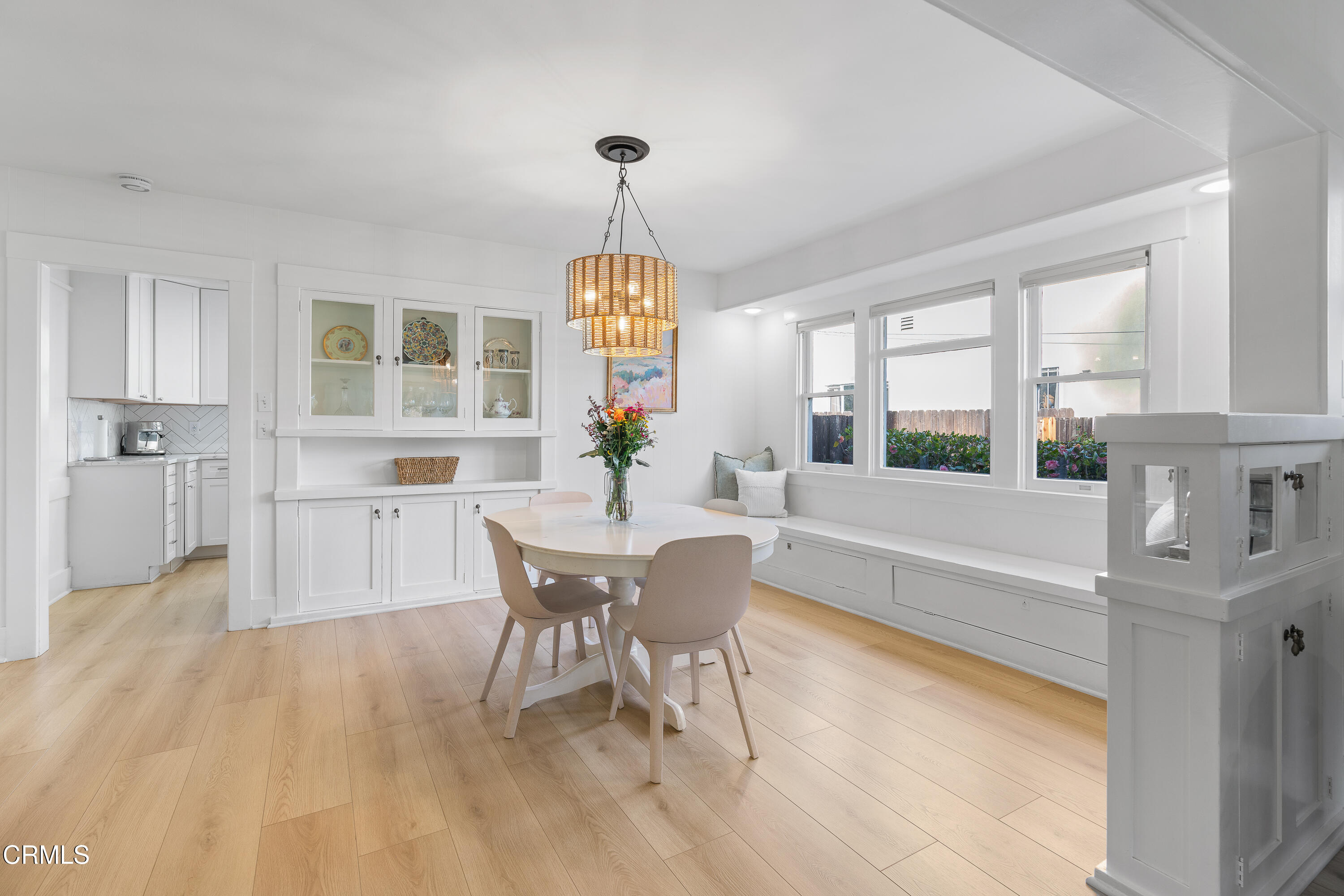 393 Flower Street Pasadena, CA 91104 - Photo 7 of 20 07 - Flower (393)