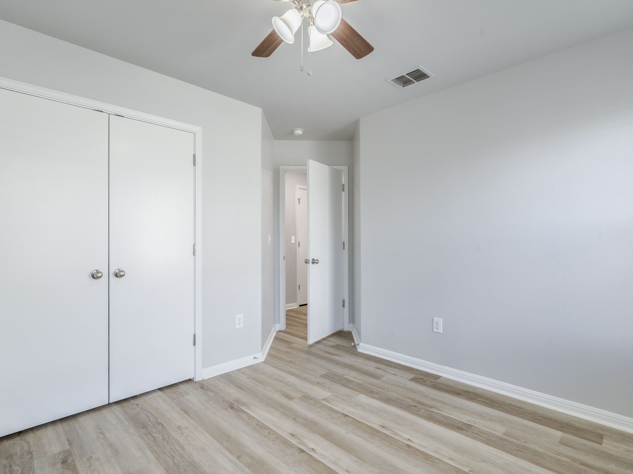 424 Wapiti Road Buda, TX 78610 - Photo 26 of 32 Gallery Image 26