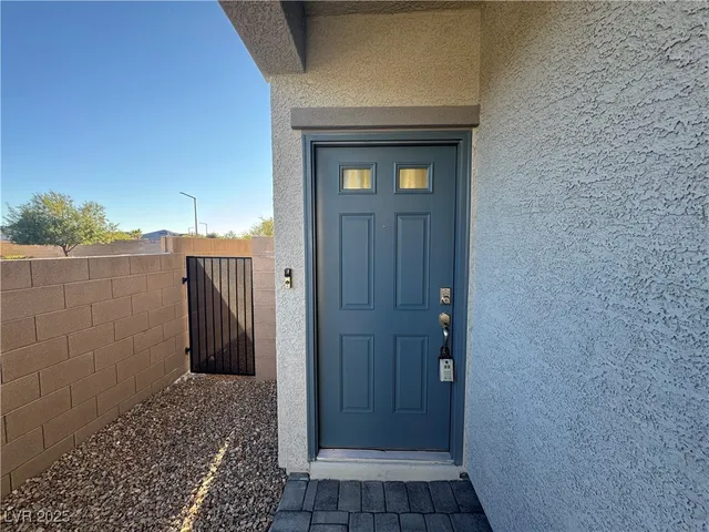 $2,325 | 7709 Markarian Street, North Las Vegas, NV 89084
