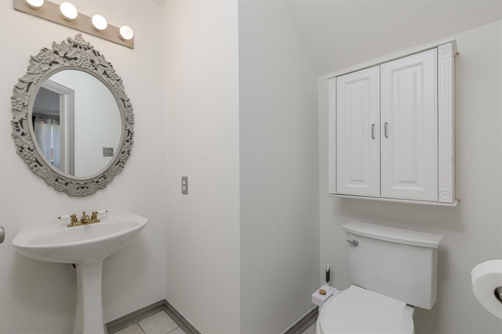 14617 Woodshadow Lane Addison, TX 75001 - Photo 22 of 26
