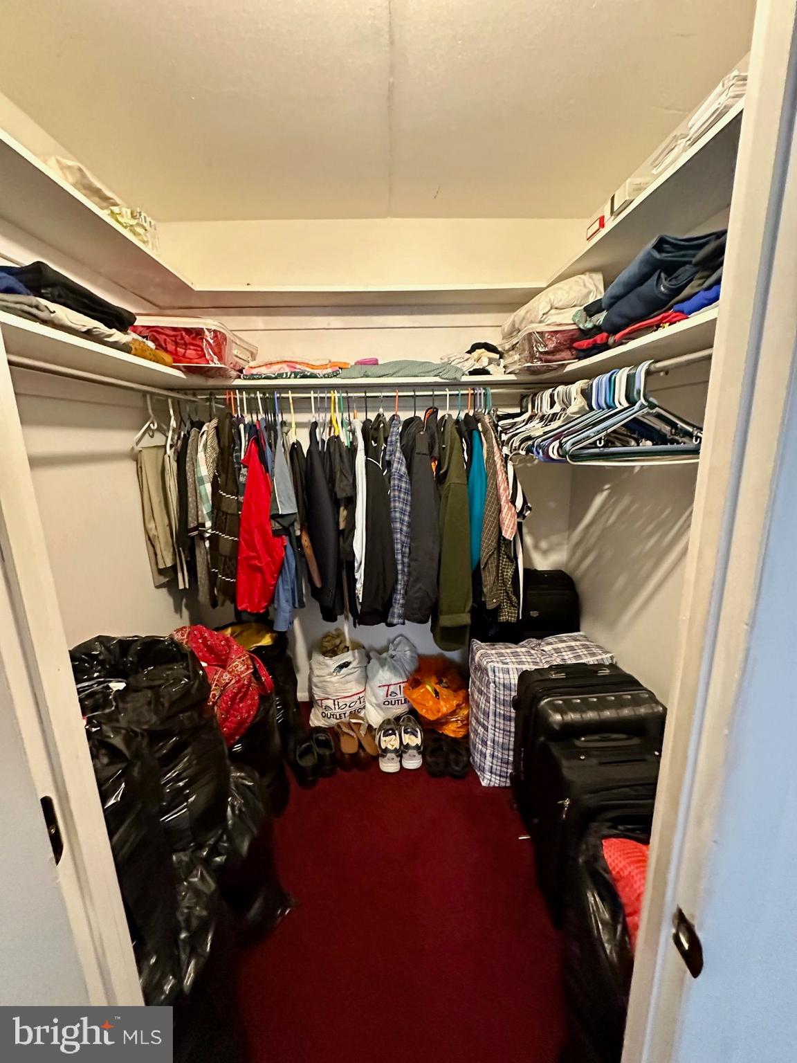 72 Welsh Tract Road, Unit 203 Newark, DE 19713 - Photo 17 of 25 Walk in closet