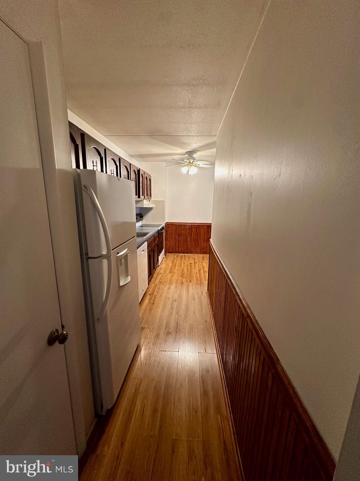 72 Welsh Tract Road, Unit 203 Newark, DE 19713 - Photo 9 of 25 Kitchen entrance from foyer