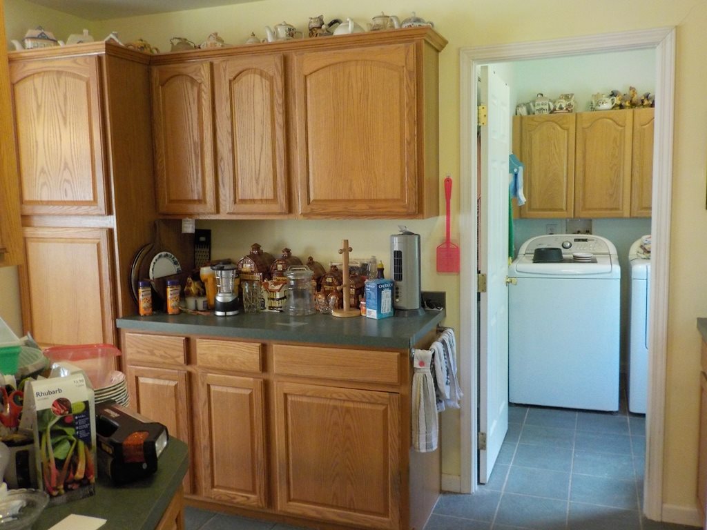 889 Hill Road Franklin, NH 03235 - Photo 13 of 34 Gallery Image 13