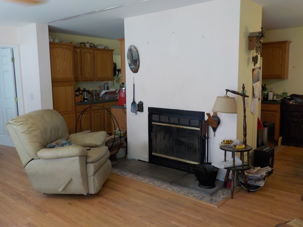 889 Hill Road Franklin, NH 03235 - Photo 3 of 34 Gallery Image 3