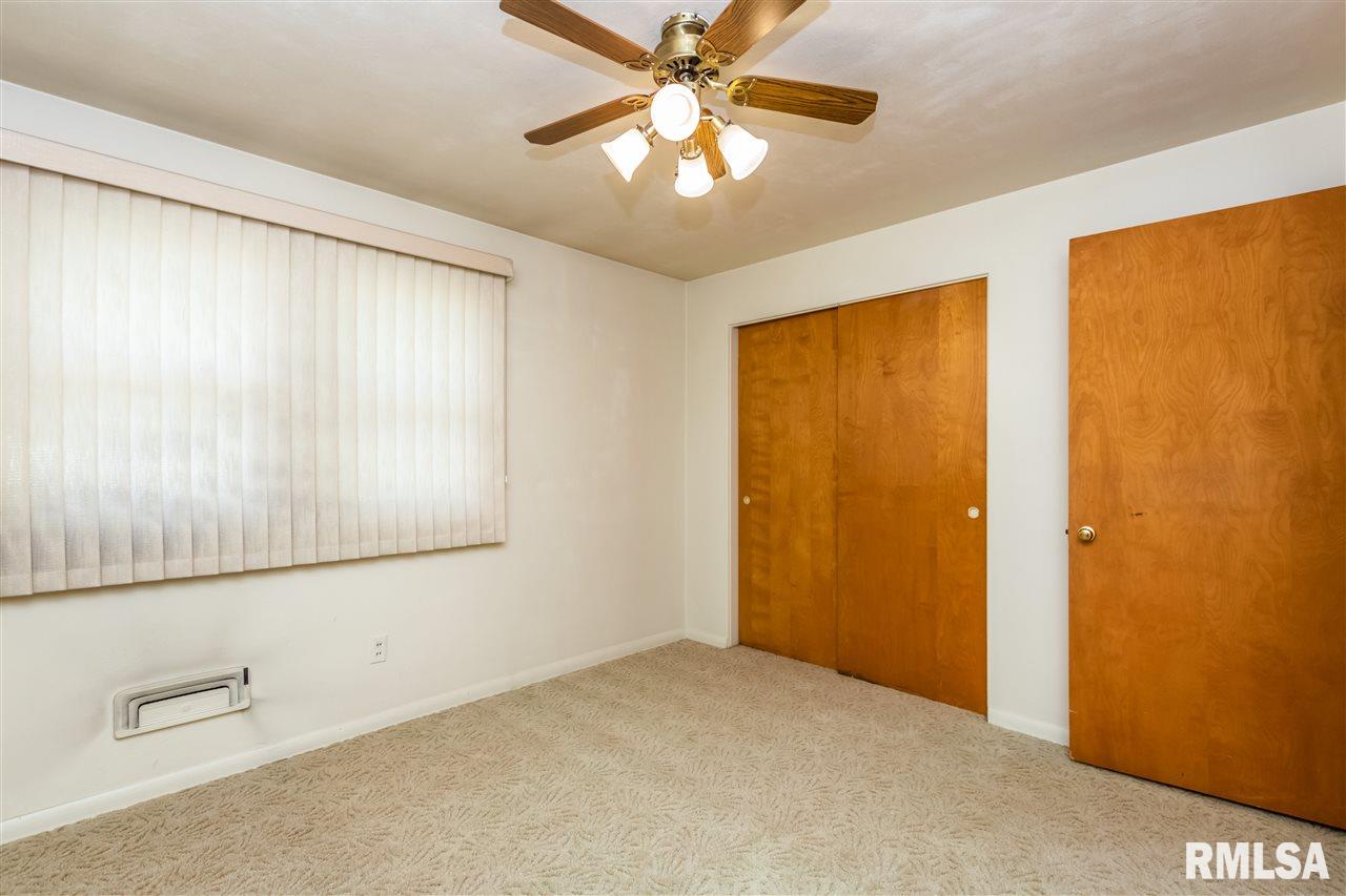1267 Spring Bay Road East Peoria, IL 61611 - Photo 15 of 33 Gallery Image 15