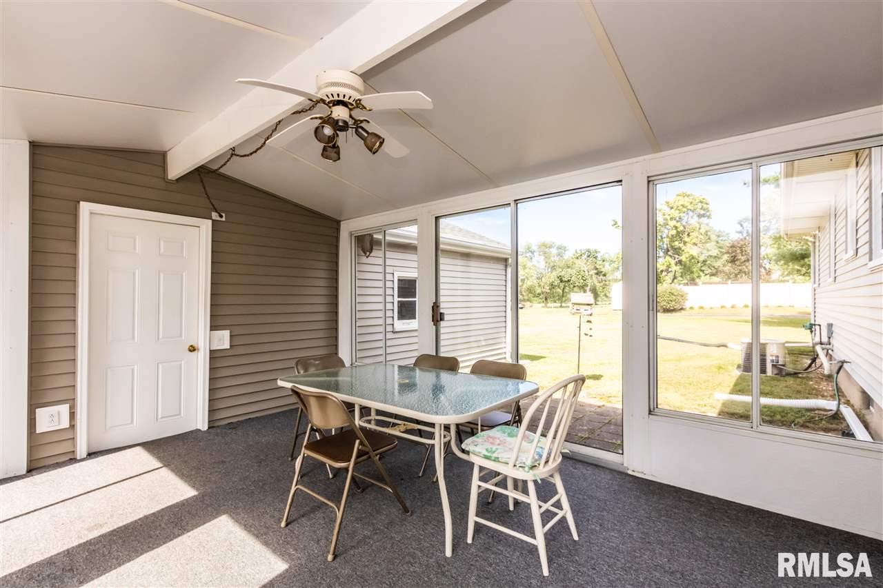 1267 Spring Bay Road East Peoria, IL 61611 - Photo 23 of 33 Gallery Image 23