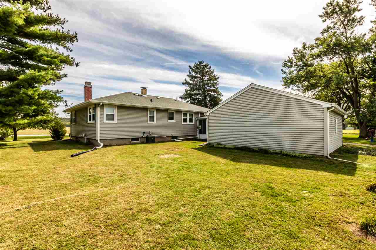 1267 Spring Bay Road East Peoria, IL 61611 - Photo 30 of 33 Gallery Image 30