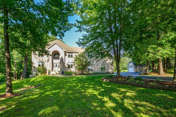 $1,875,000 | 26577 North Fairfield Road, Wauconda, IL 60084