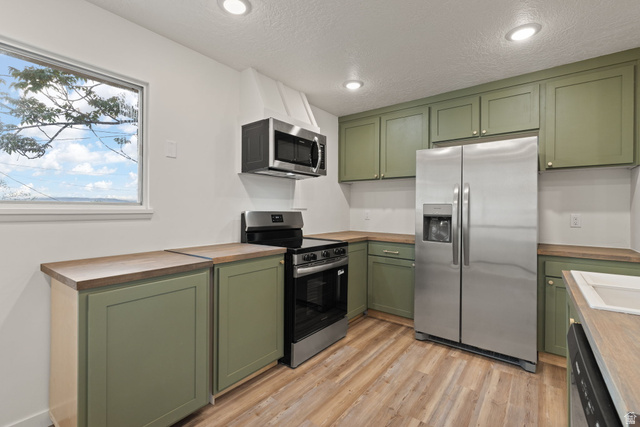 596 South 1500 East Provo, UT 84606 - Photo 8 of 49