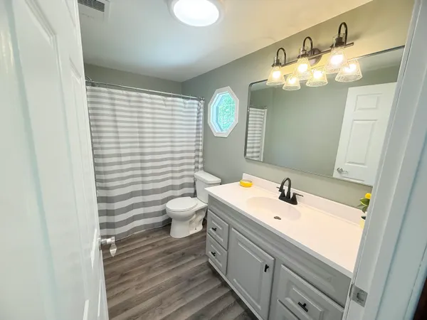 $166,000 | 1960 Waterview Way, Crystal, MI 48818