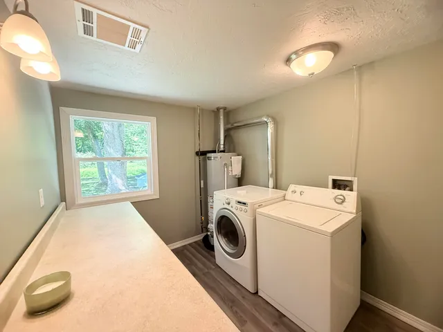 $169,900 | 1960 Waterview Way, Crystal, MI 48818