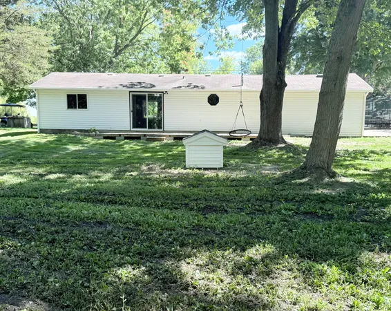 $166,000 | 1960 Waterview Way, Crystal, MI 48818