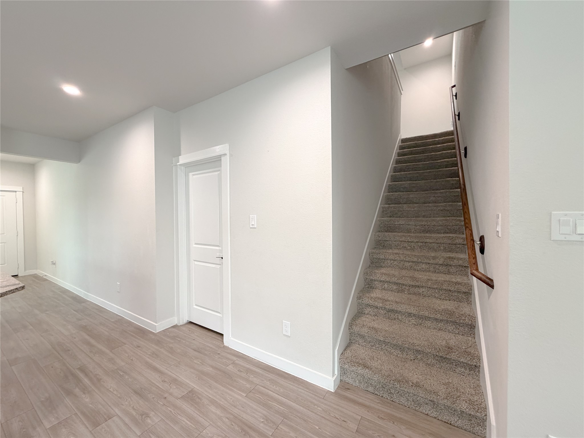 323 Bennett Street Angleton, TX 77515 - Photo 6 of 21