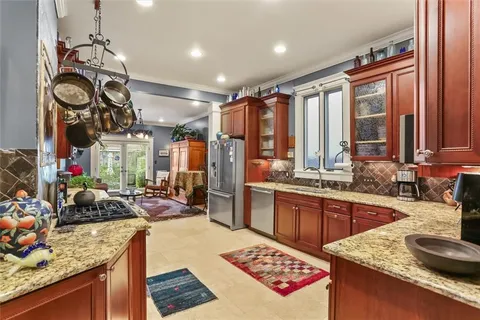 $980,000 | 1132-34 St Andrew Street, New Orleans, LA 70130