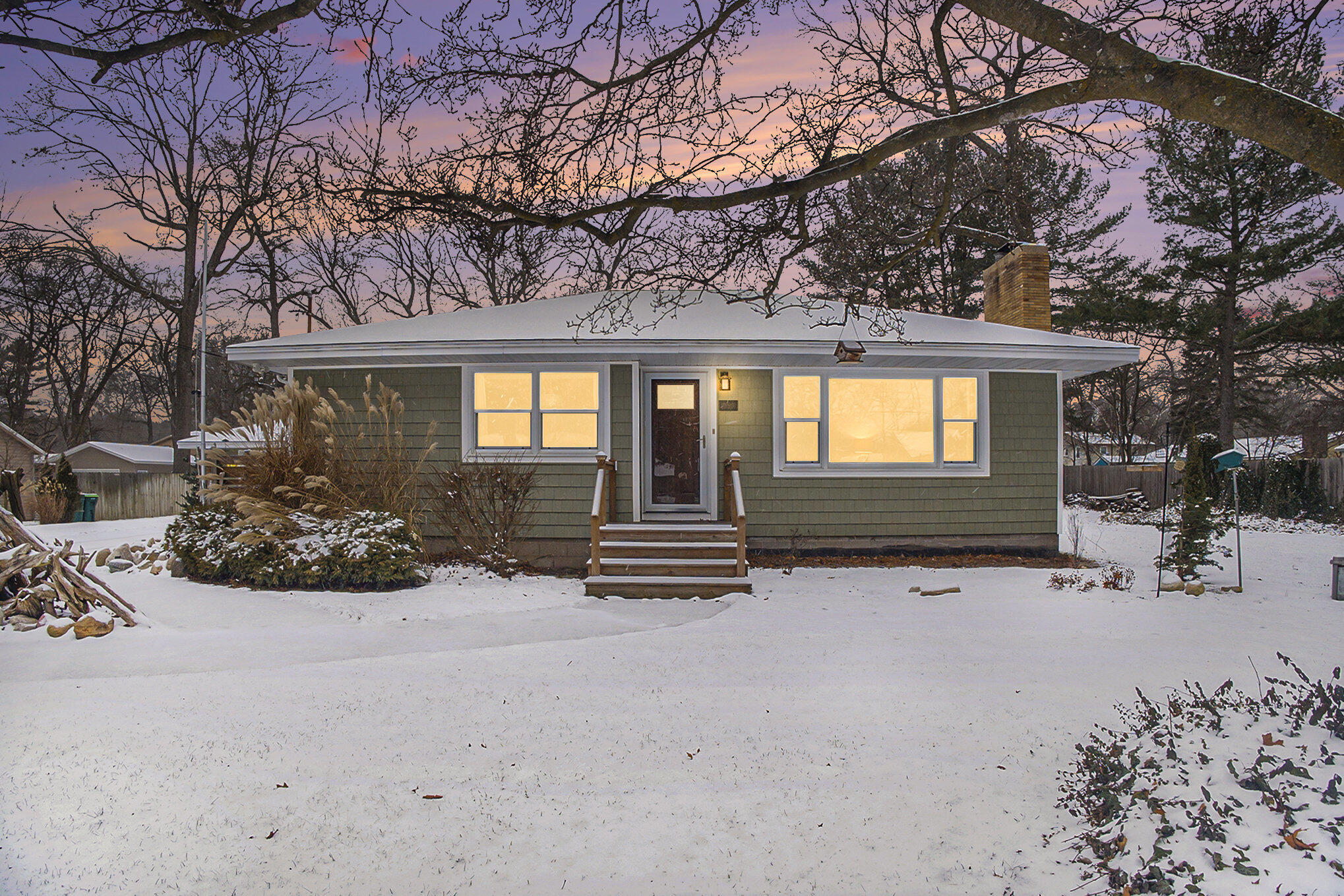 959 Horton Road Muskegon, MI 49445 - Photo 3 of 29 001__42a8427-twilight_174