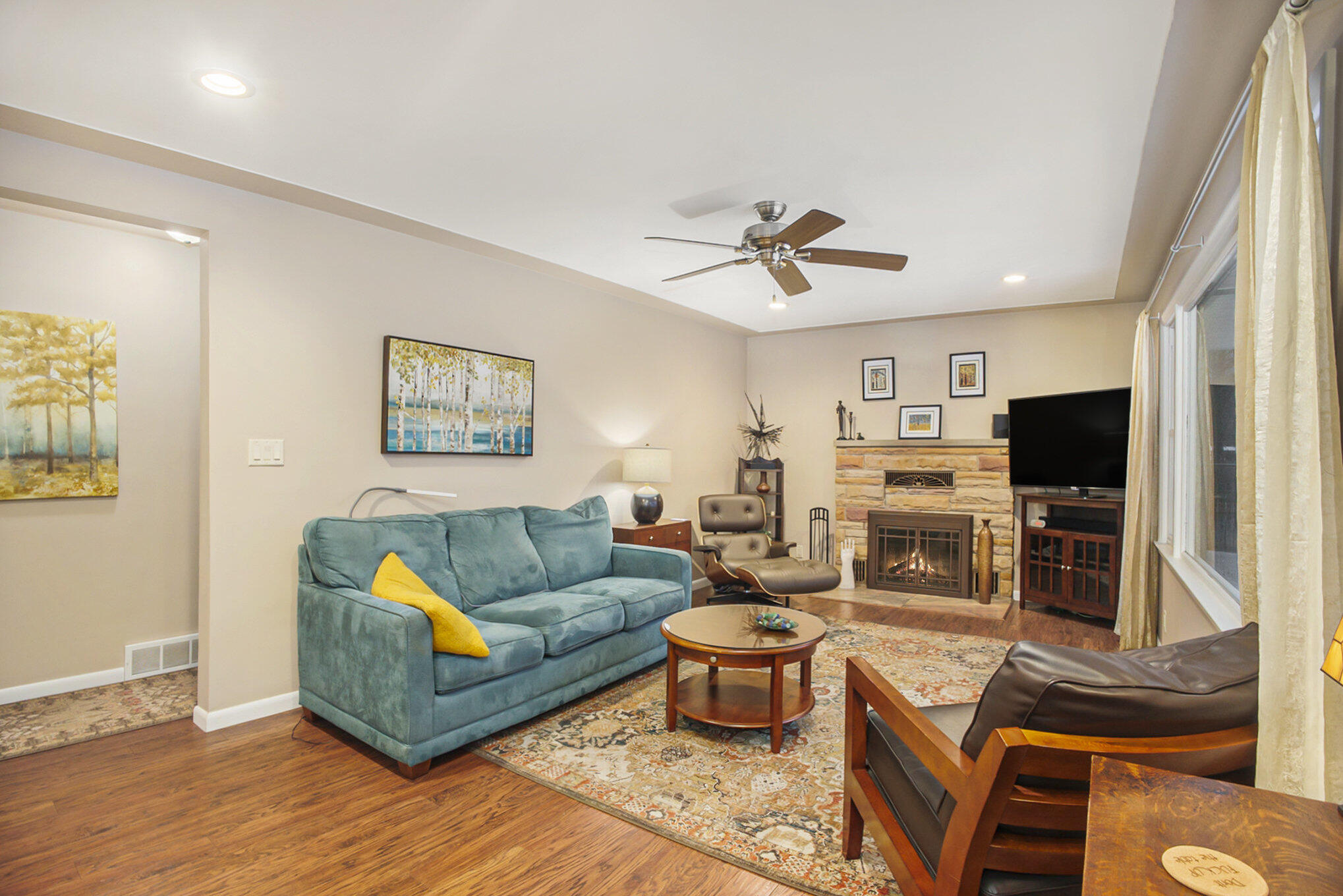 959 Horton Road Muskegon, MI 49445 - Photo 6 of 29 005__42a8378_74